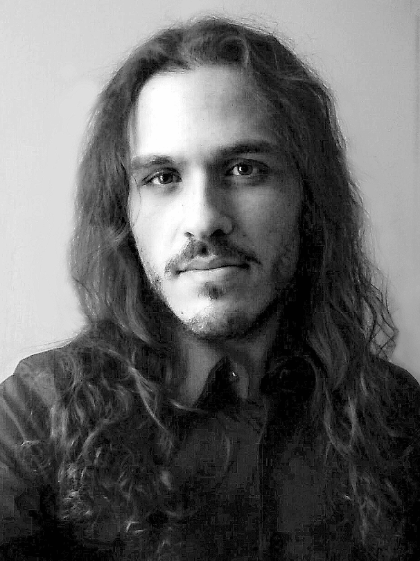 foto frontale di Danilo Petrozzi del 2016